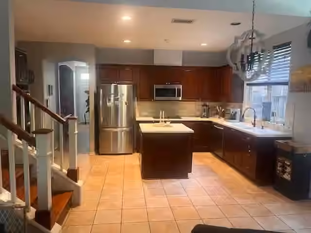 Photo 3 of 19 Lyreleaf Place, Spring, TX