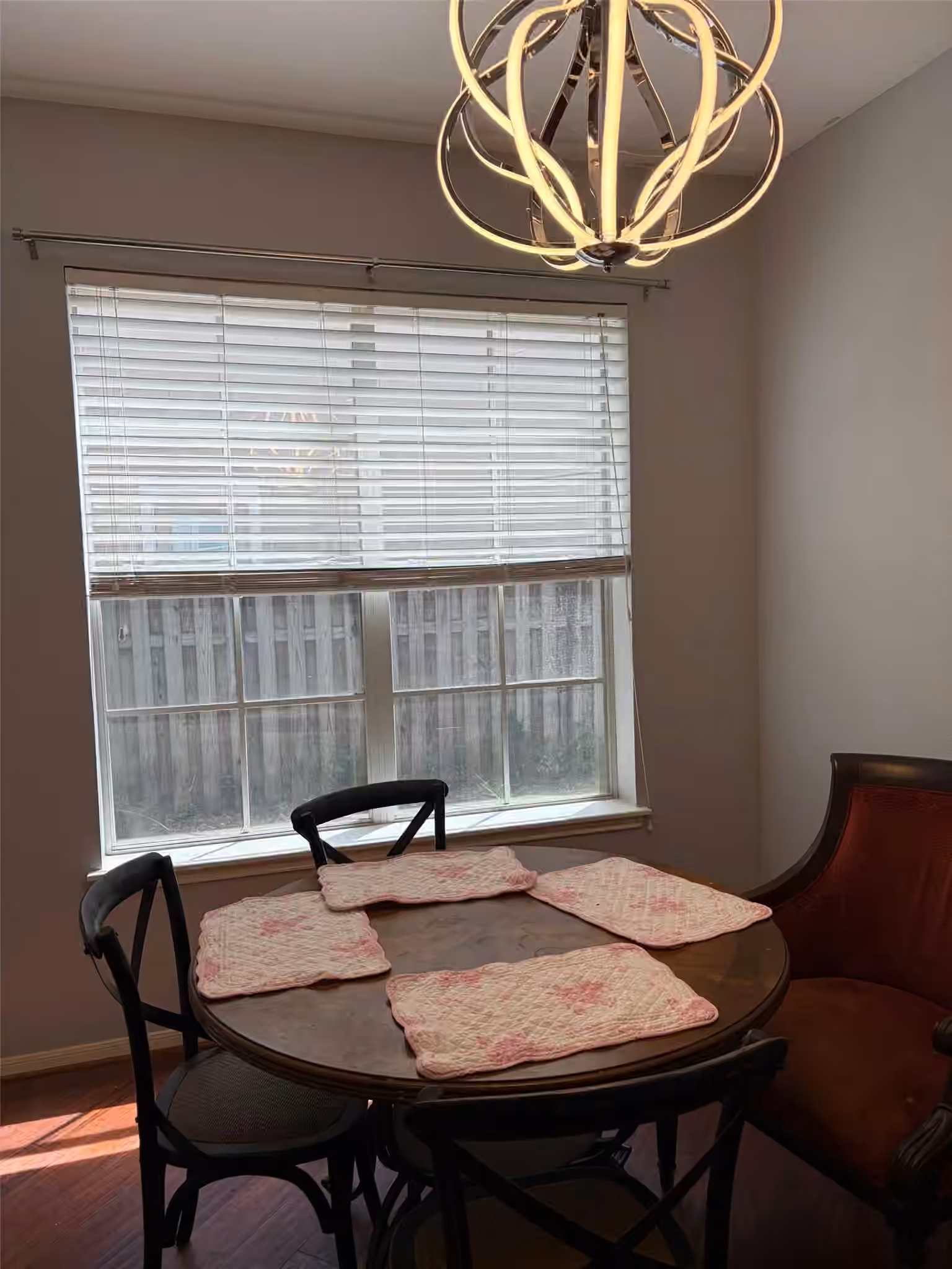 Photo 4 of 19 Lyreleaf Place, Spring, TX