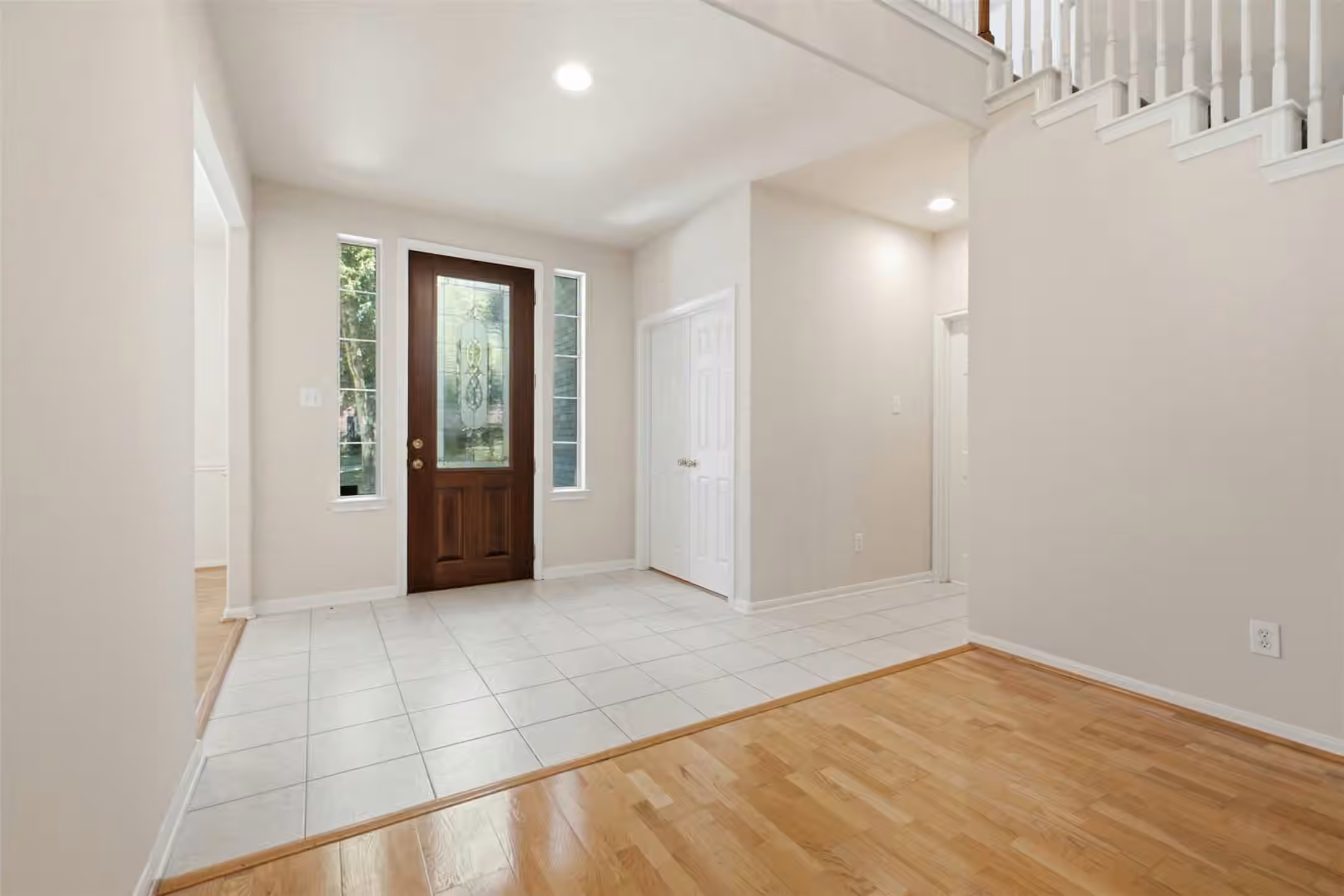 Photo 3 of 11703 Hillsgate Court, Tomball, TX