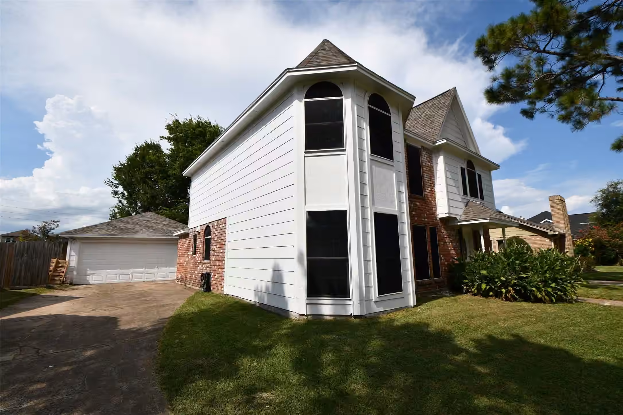 Photo 3 of 14706 W Bend Drive, Houston, TX