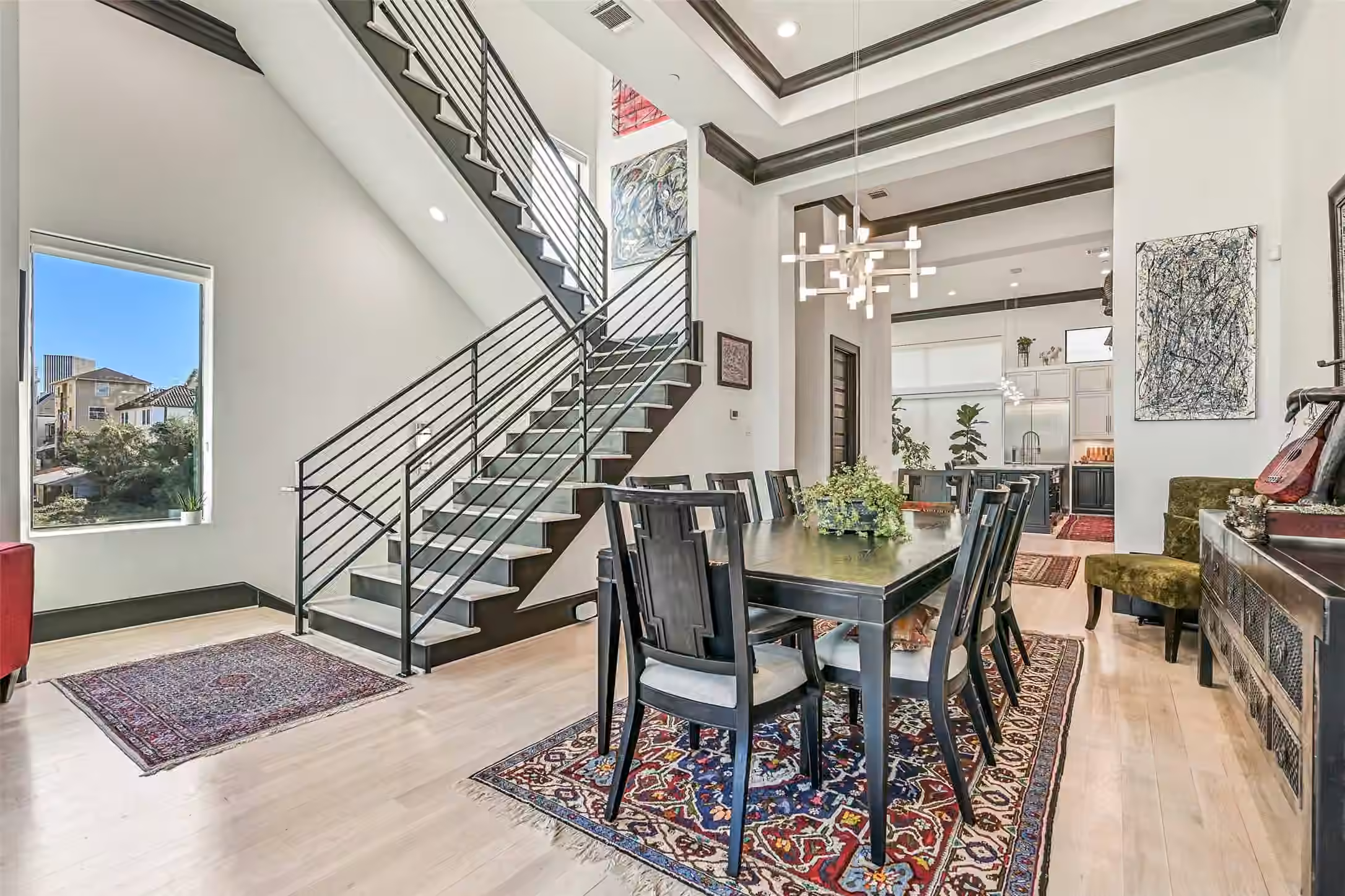Photo 2 of 503 W Clay Street, Houston, TX