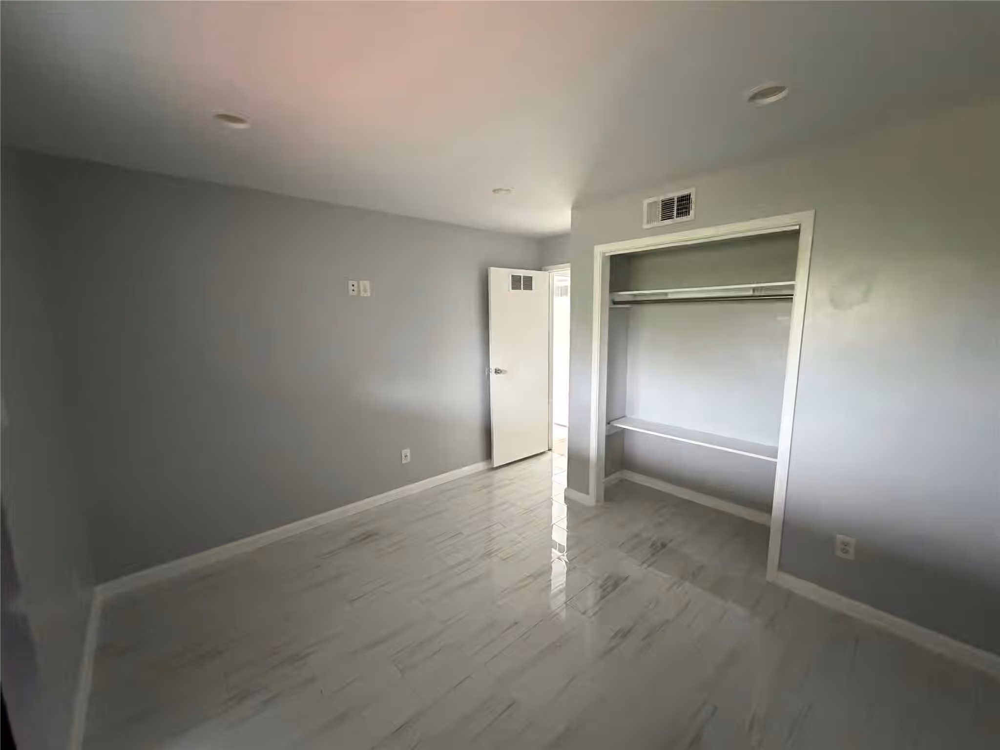 Photo 5 of 10110 Forum West Drive 537, Houston, TX