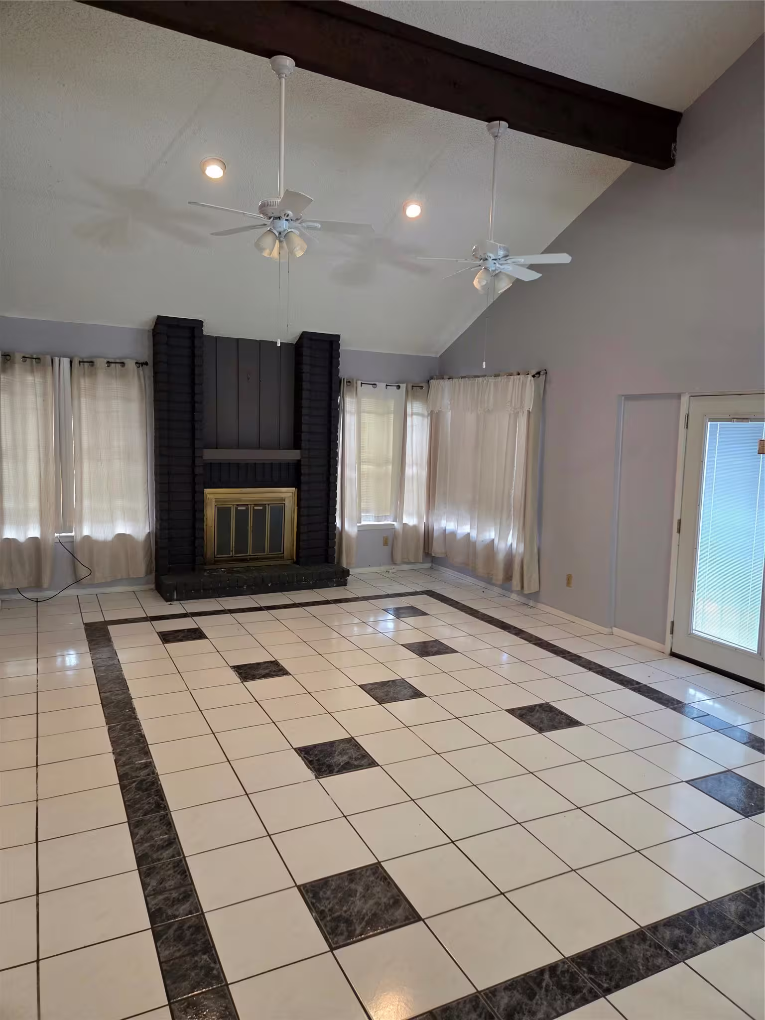 Photo 5 of 7707 Candlegreen Lane, Houston, TX