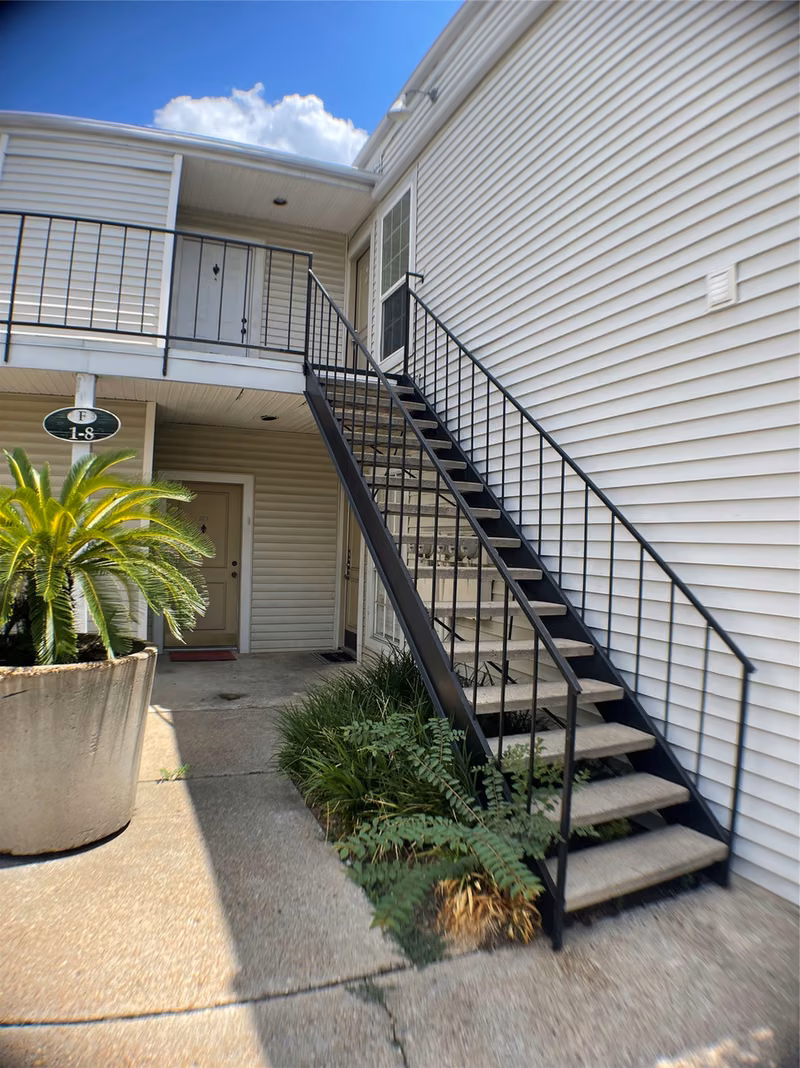 Photo 4 of 9809 Richmond Avenue F8, Houston, TX