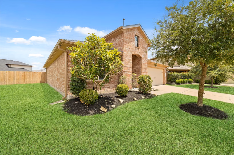 Photo 3 of 29203 Vernon Forest Court, Katy, TX