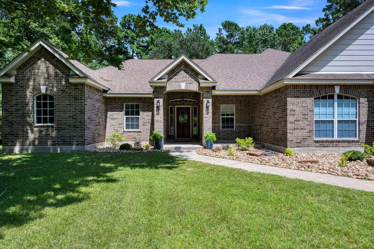 Photo 2 of 9606 Miller Road, Magnolia, TX