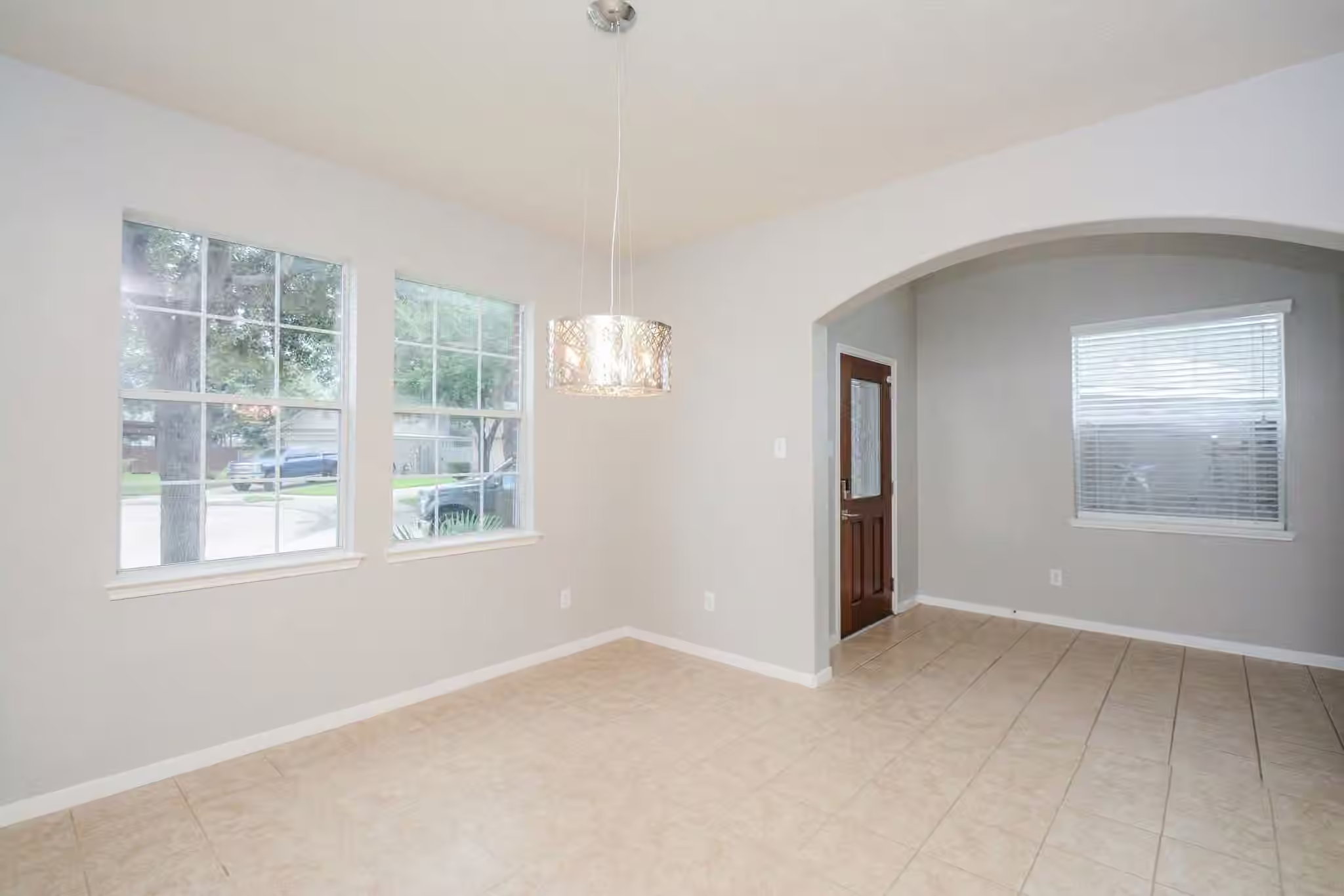 Photo 7 of 6911 Kamiah Court, Houston, TX