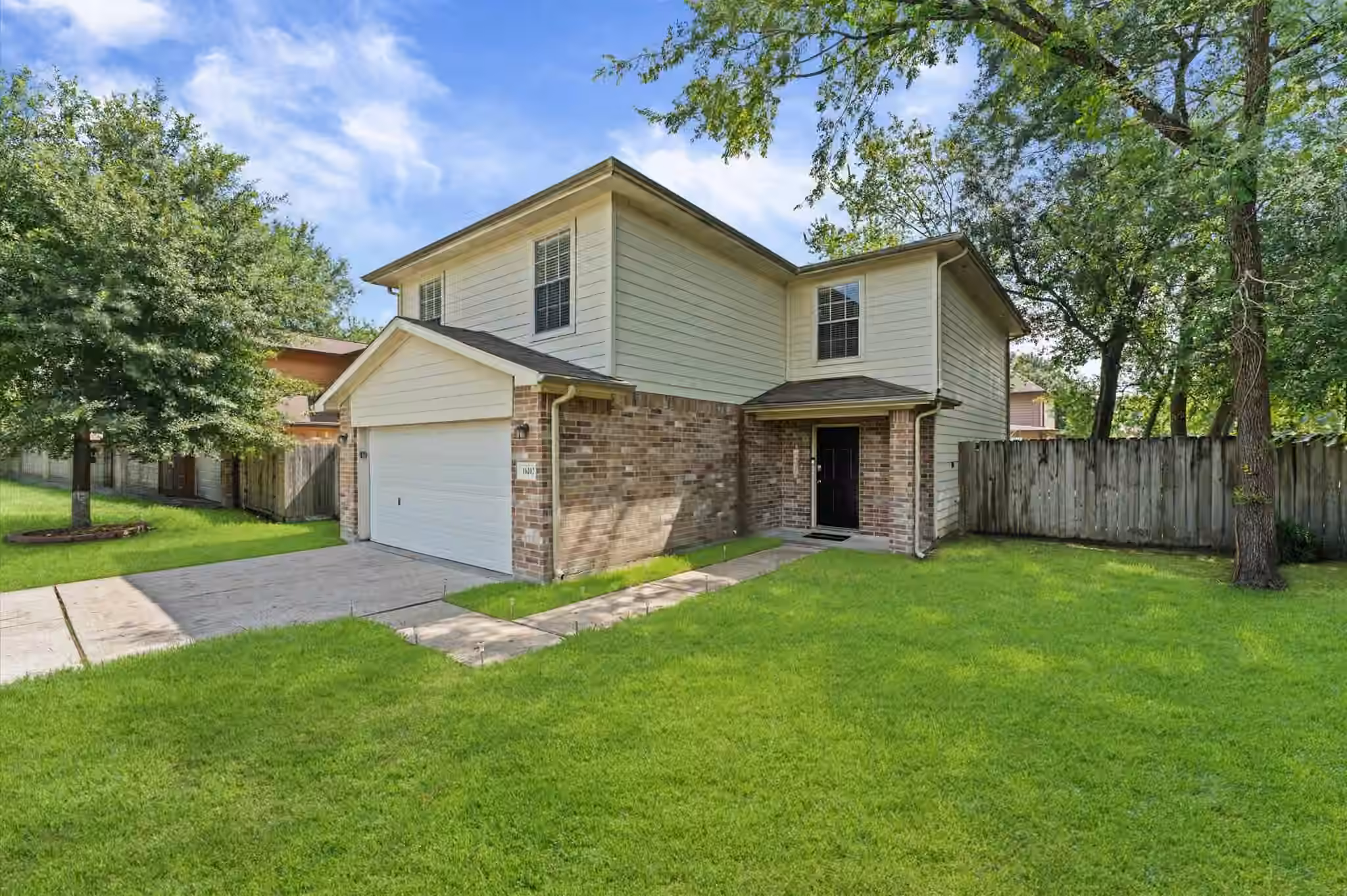 Photo 4 of 16102 Mesa Boulevard, Humble, TX