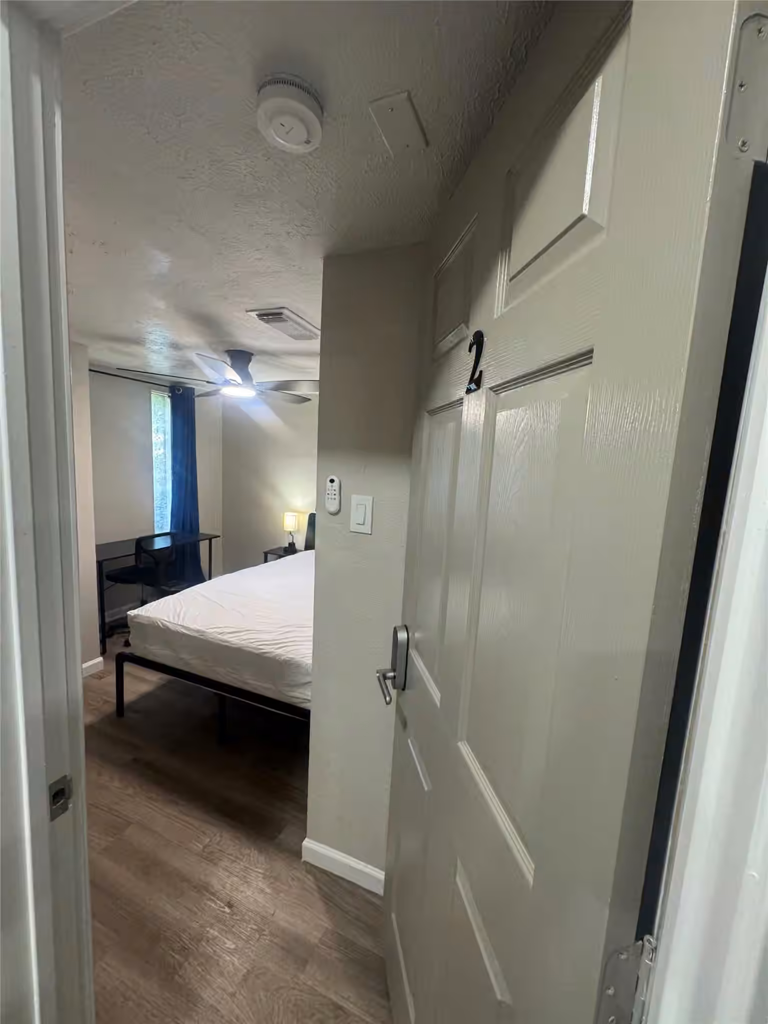 Photo 4 of 5838 Reed Road, Houston, TX