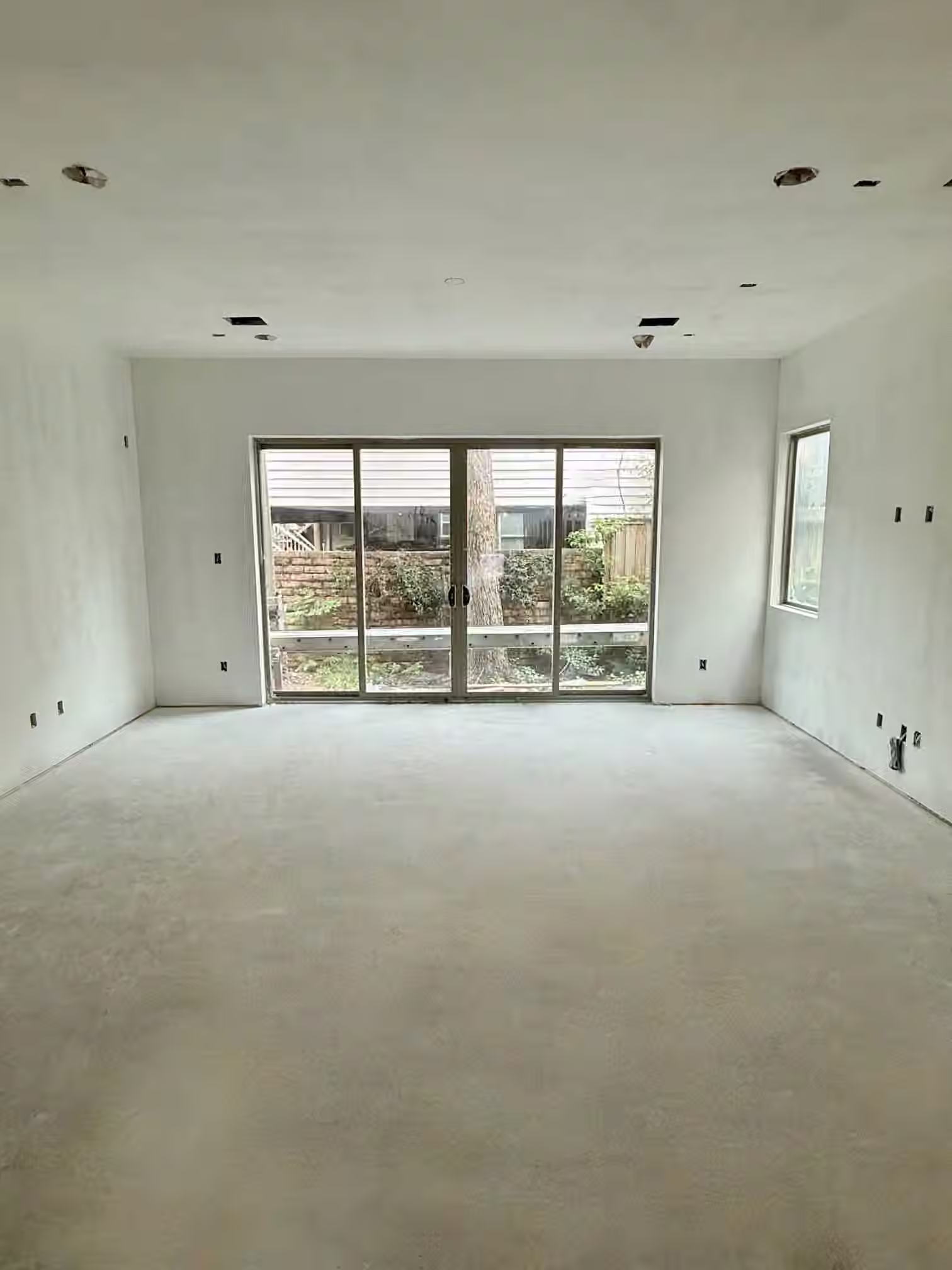 Photo 5 of 2412 ELMEN Street, Houston, TX
