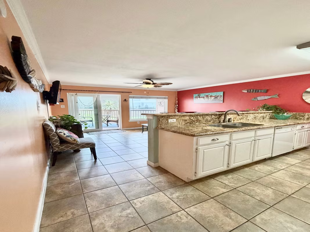 Photo 5 of 9520 Seawall Boulevard 111, Galveston, TX