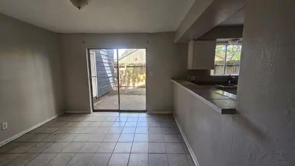 Photo 4 of 12439 W Village Drive D, Houston, TX