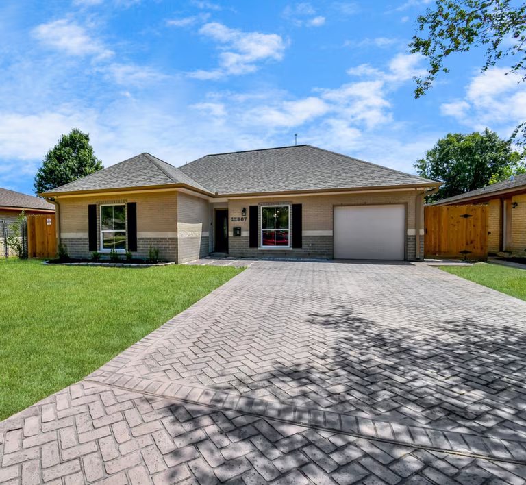 Photo of 12807 Southspring Drive, Houston, TX