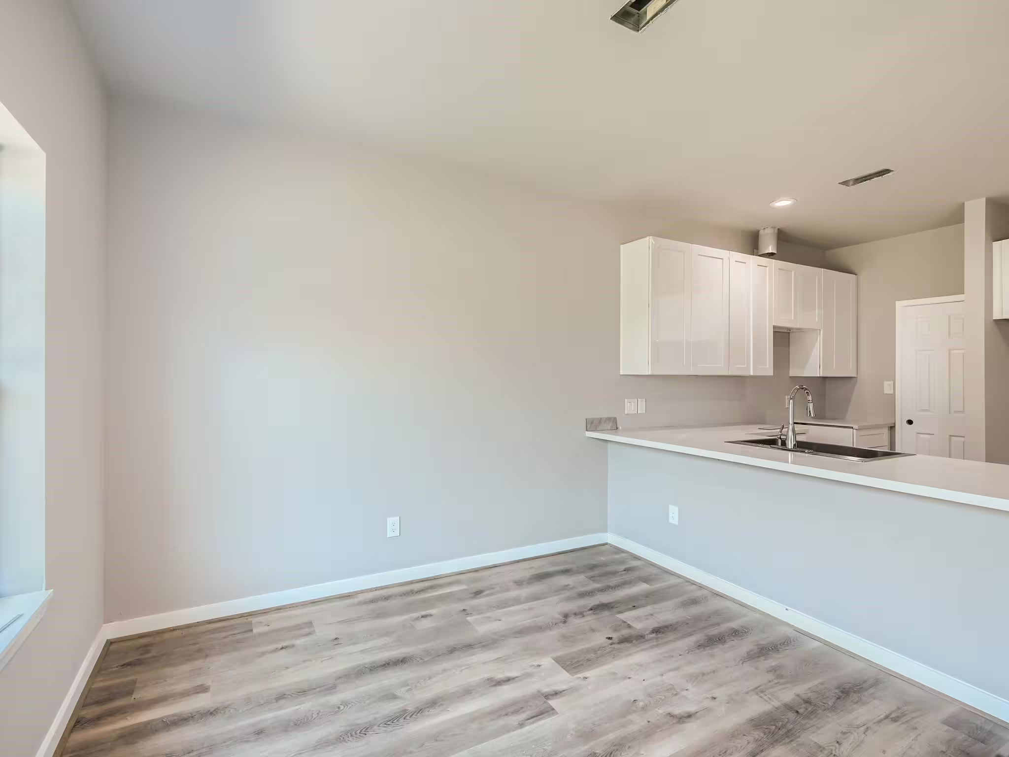 Photo 7 of 12565 Melville Drive 321, Montgomery, TX