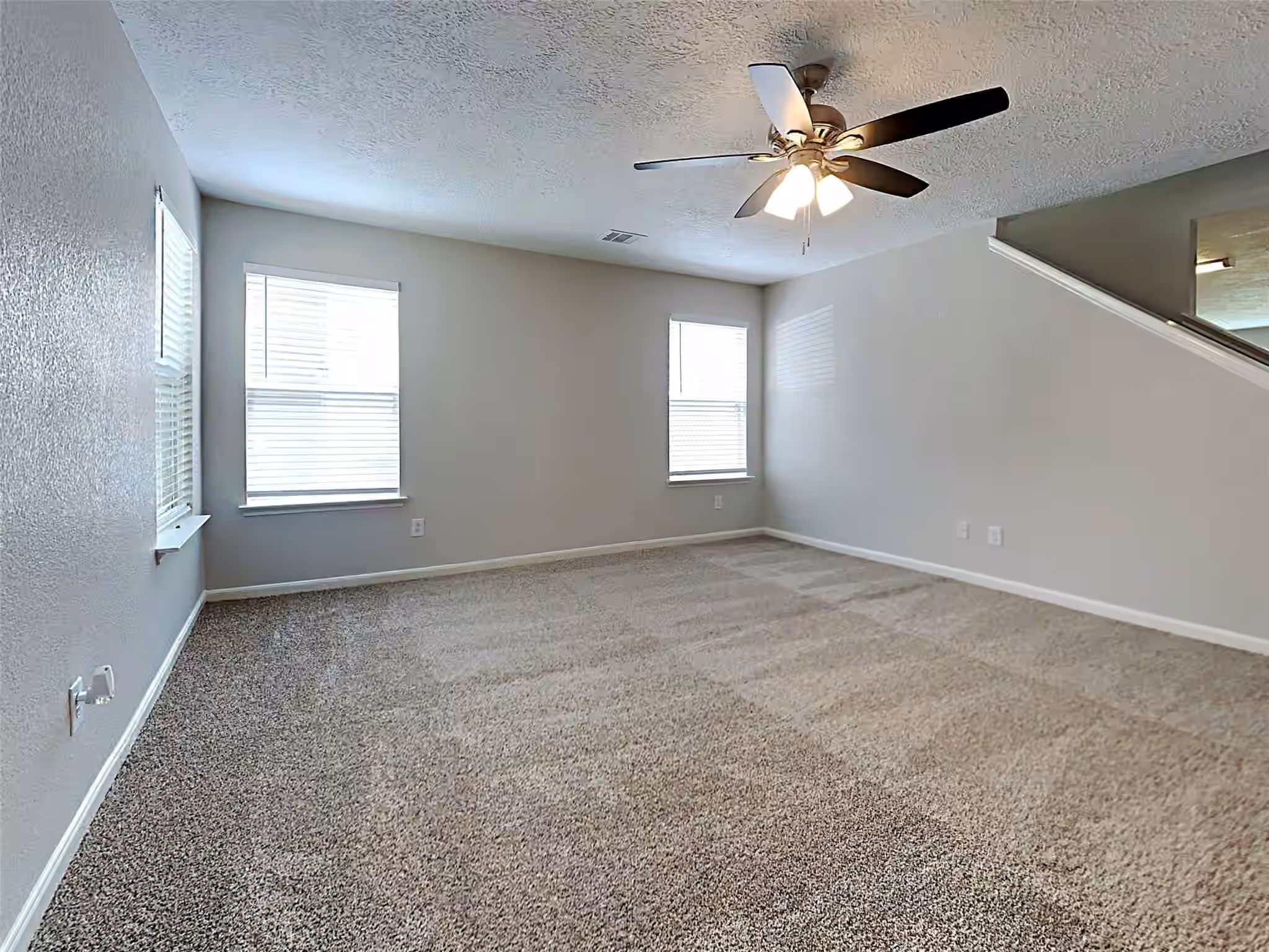 Photo 7 of 19023 Remington Park Drive, Houston, TX