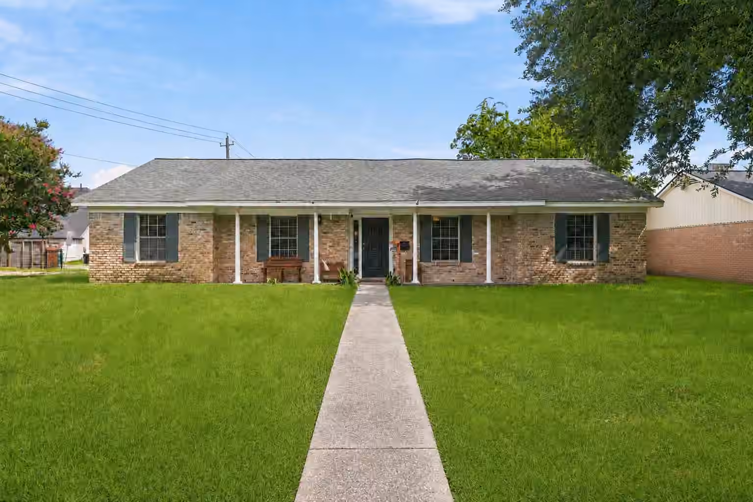 Photo of 9546 Meadowvale Drive, Houston, TX
