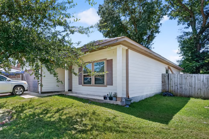 Photo 2 of 8639 Valley Gold Court, Houston, TX