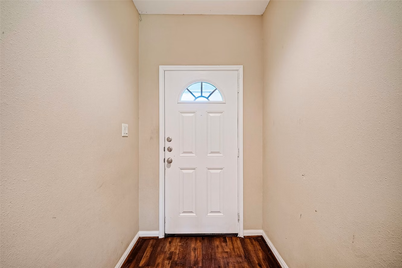 Photo 5 of 8639 Valley Gold Court, Houston, TX