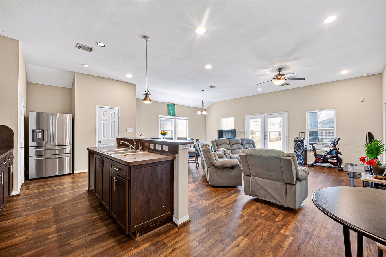Photo 6 of 8639 Valley Gold Court, Houston, TX