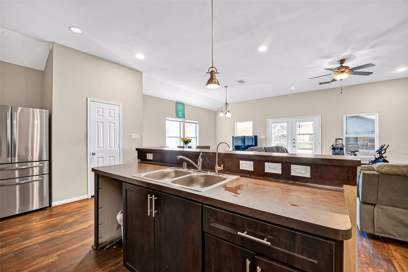 Photo 7 of 8639 Valley Gold Court, Houston, TX
