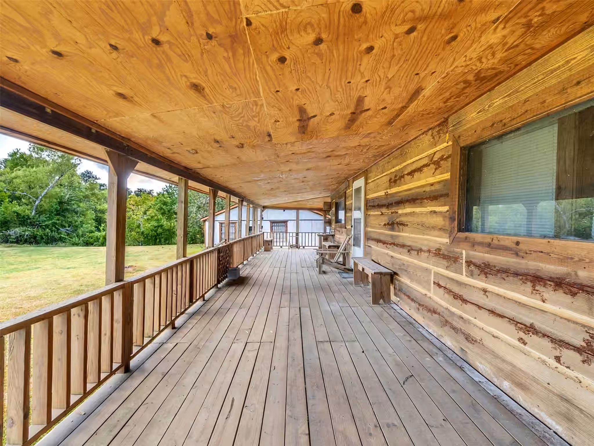 Photo 5 of 4703 Lake Drive, Brazoria, TX