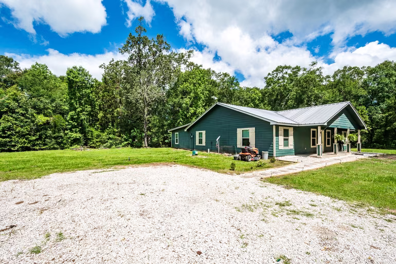 Photo 4 of 55 County Road 2287, Cleveland, TX