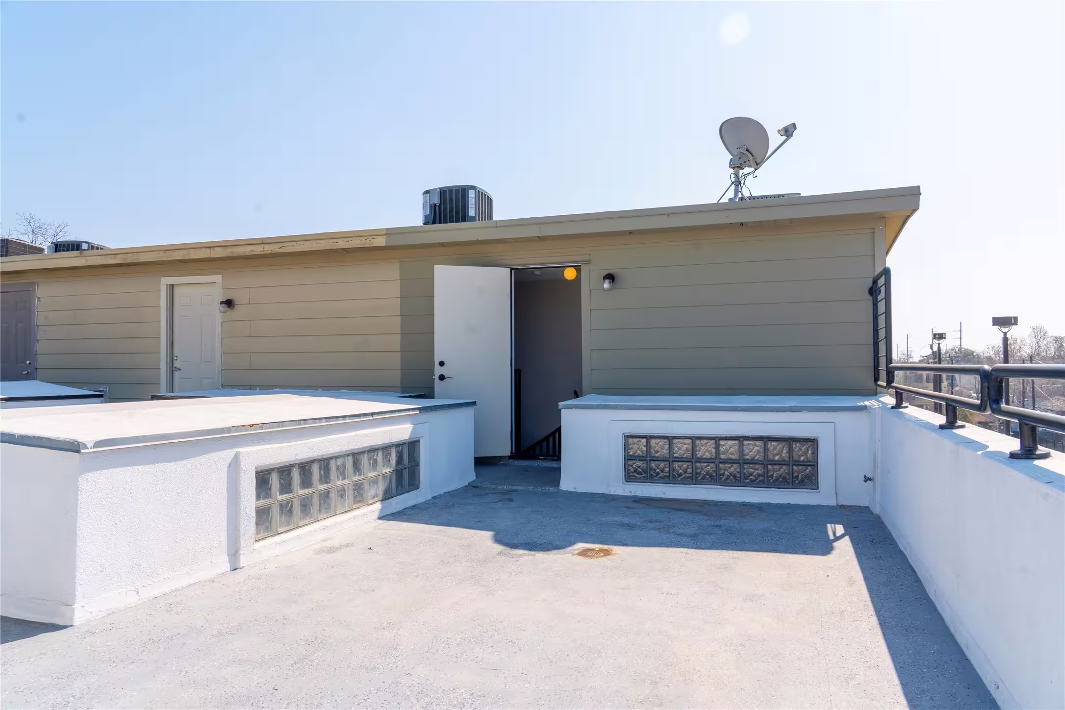 Photo 6 of 310 S Jensen Drive 1, Houston, TX