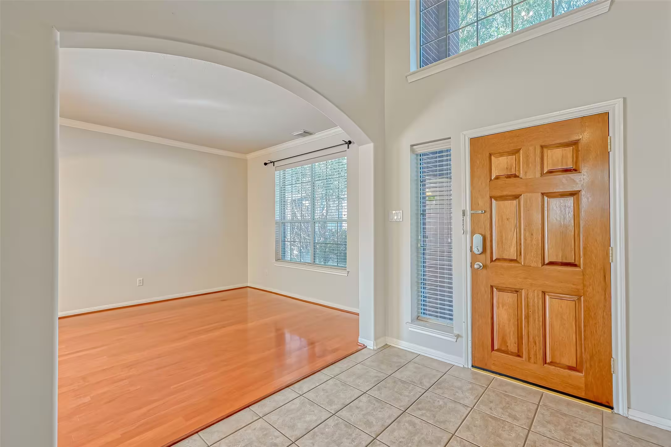 Photo 3 of 607 Bondi Court, Houston, TX
