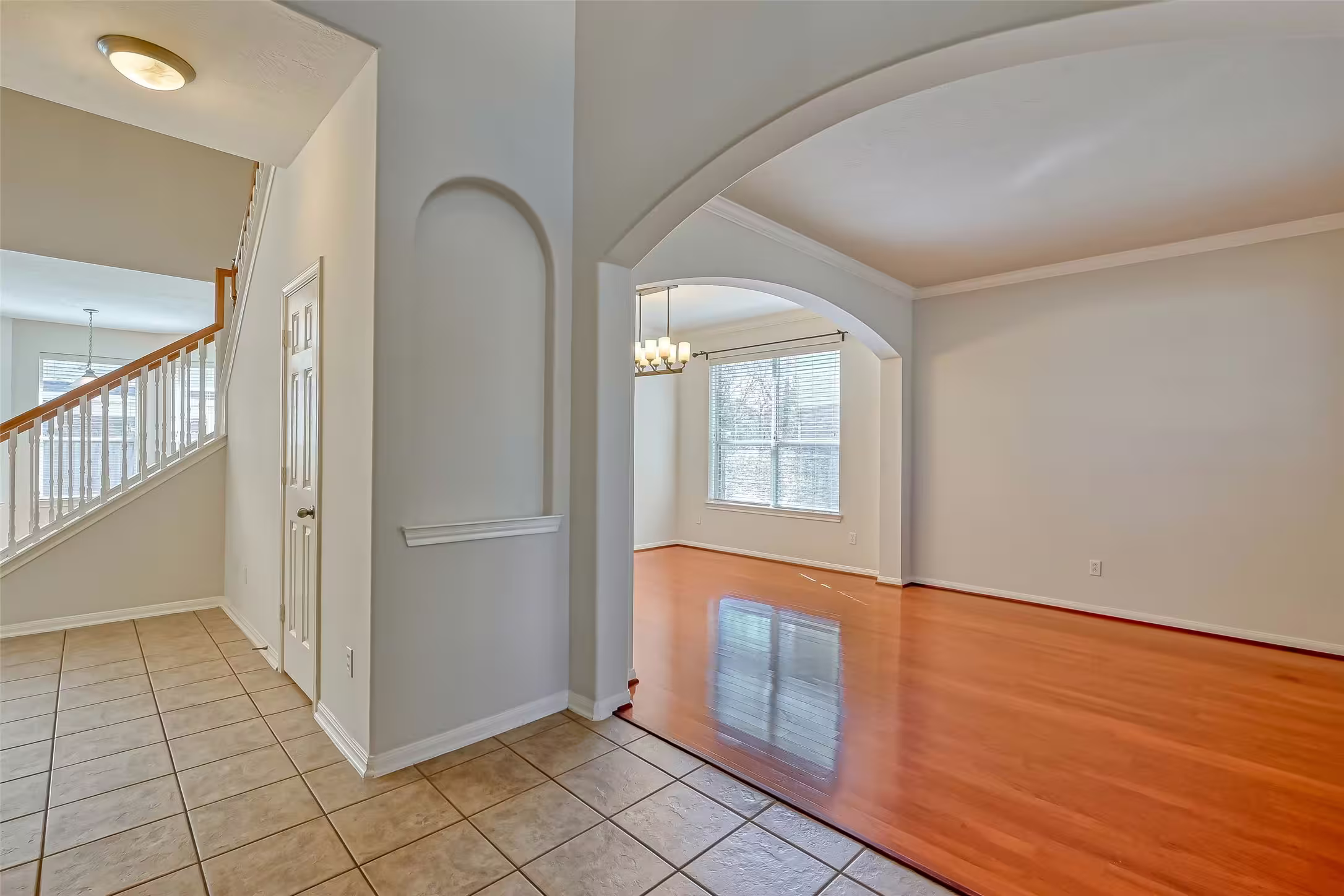Photo 4 of 607 Bondi Court, Houston, TX