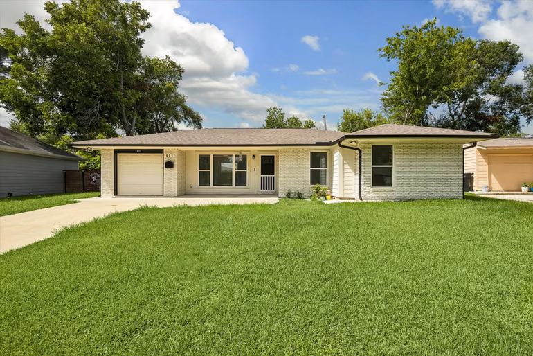 Photo of 611 Marleen Street, Houston, TX 77034