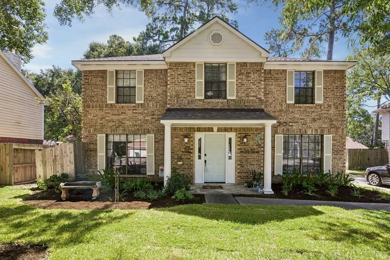Photo 3 of 96 Eagle Rock Circle, The Woodlands, TX