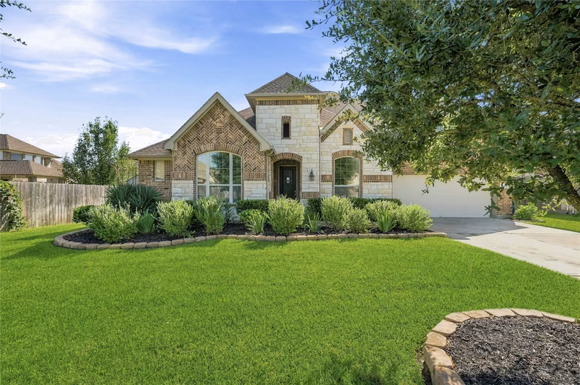 Photo 2 of 6603 Hollow Bay Court, Katy, TX