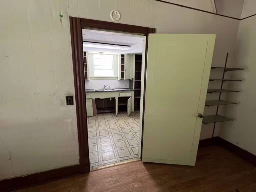 Photo 7 of 1511 37th Street, Galveston, TX