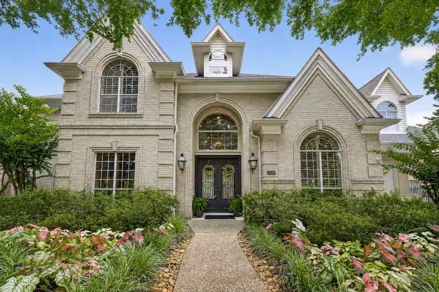 Photo 3 of 2926 Quincannon Lane, Houston, TX