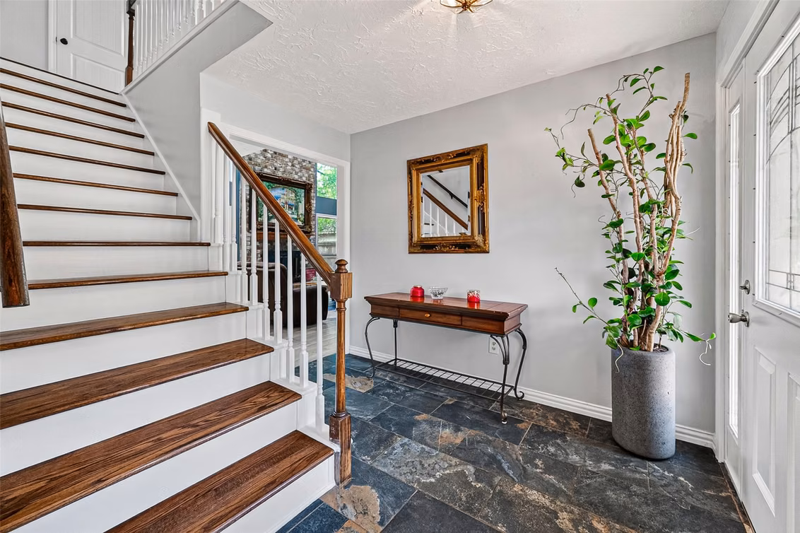 Photo 4 of 7714 Bideford Lane, Houston, TX