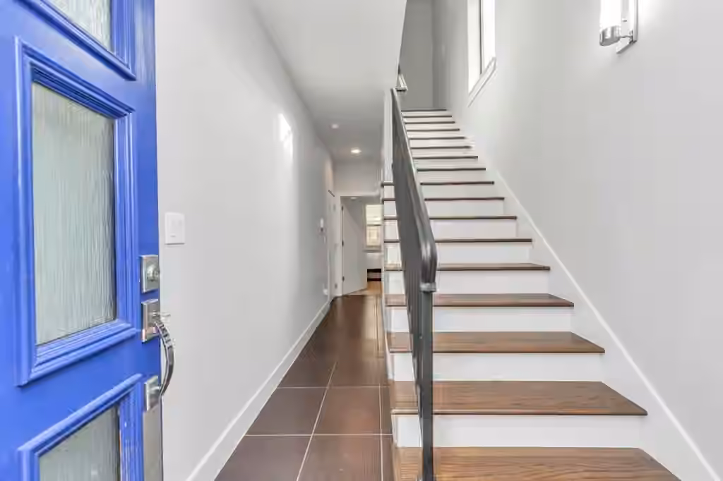 Photo 3 of 2119 Hadley Street, Houston, TX