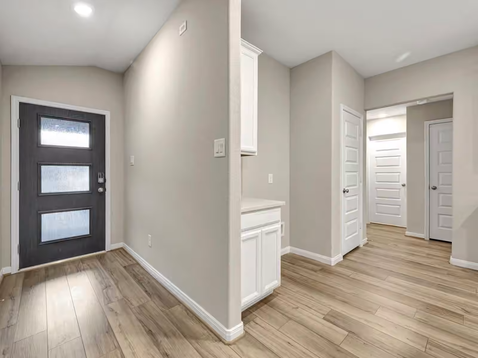 Photo 4 of 5603 Andesine Drive, Houston, TX