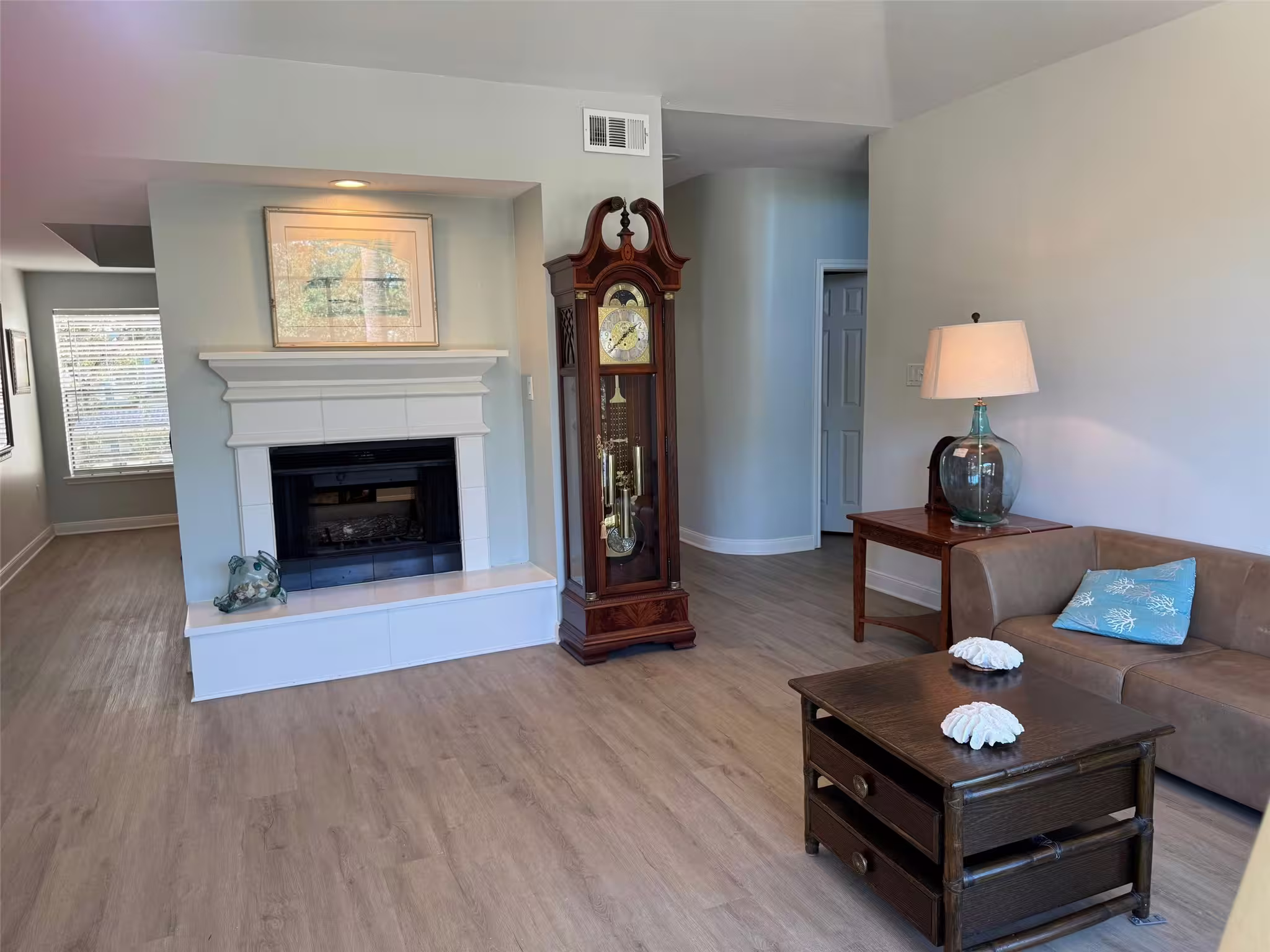 Photo 5 of 517 Mariners Drive, League City, TX