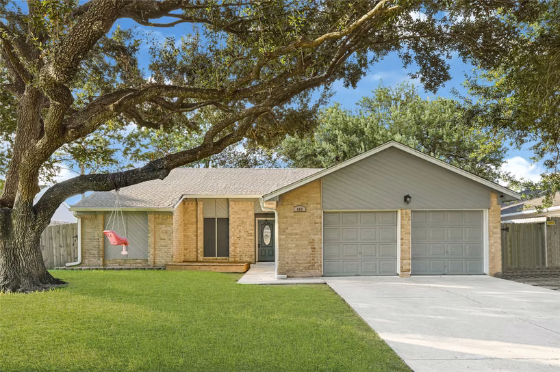 Photo of 842 Walbrook Drive, Houston, TX 77062