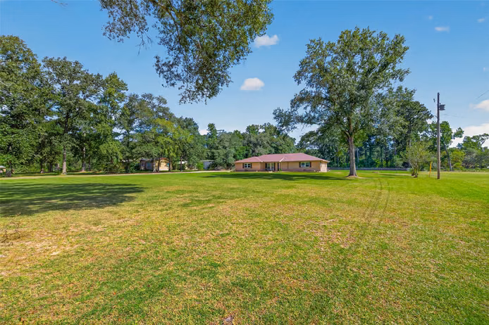 Photo of 68 White Oak Drive, New Caney, TX