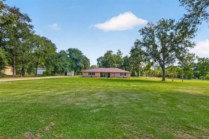 Photo 5 of 68 White Oak Drive, New Caney, TX