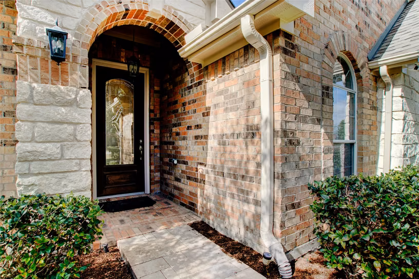Photo 5 of 3327 River Bend Drive, Rosenberg, TX