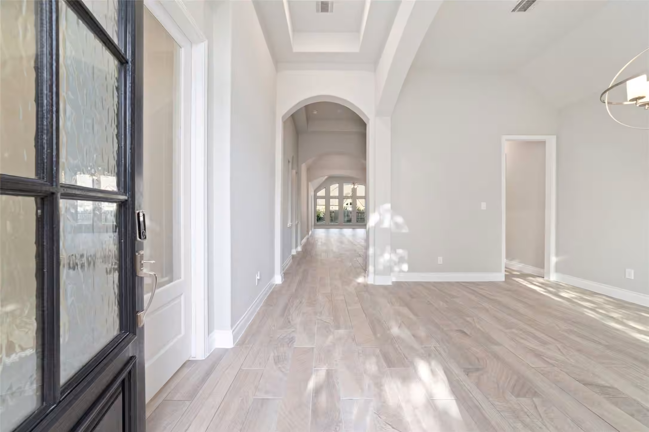 Photo 4 of 16506 Mount Hope Drive, Cypress, TX