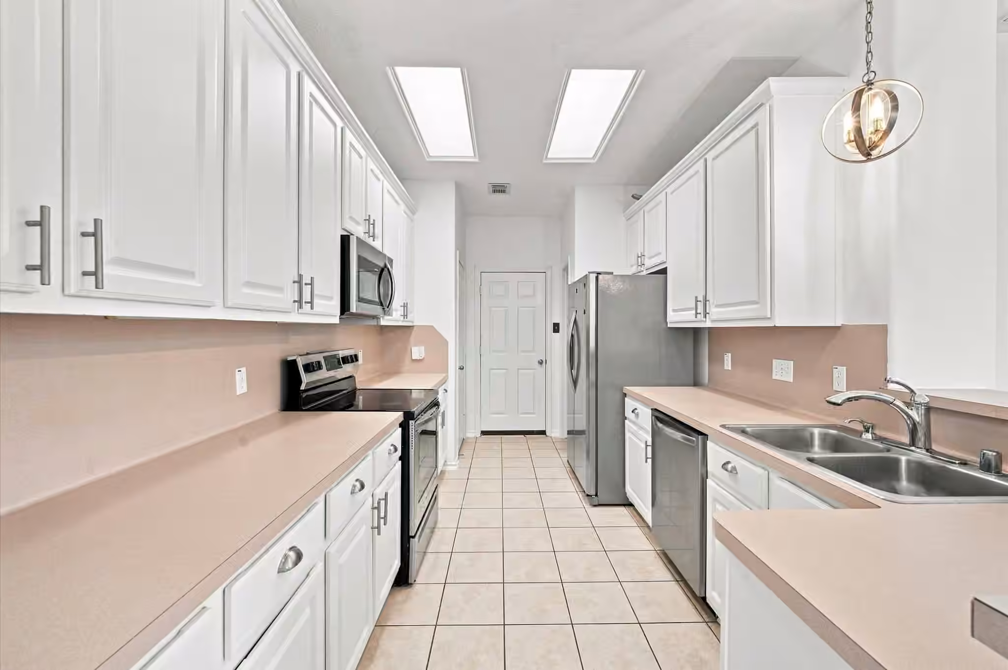 Photo 7 of 16122 Sandy Path Lane, Houston, TX