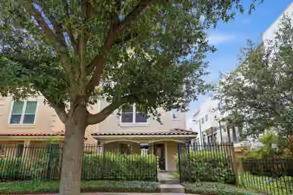 Photo 2 of 2202 Colorado Street, Houston, TX
