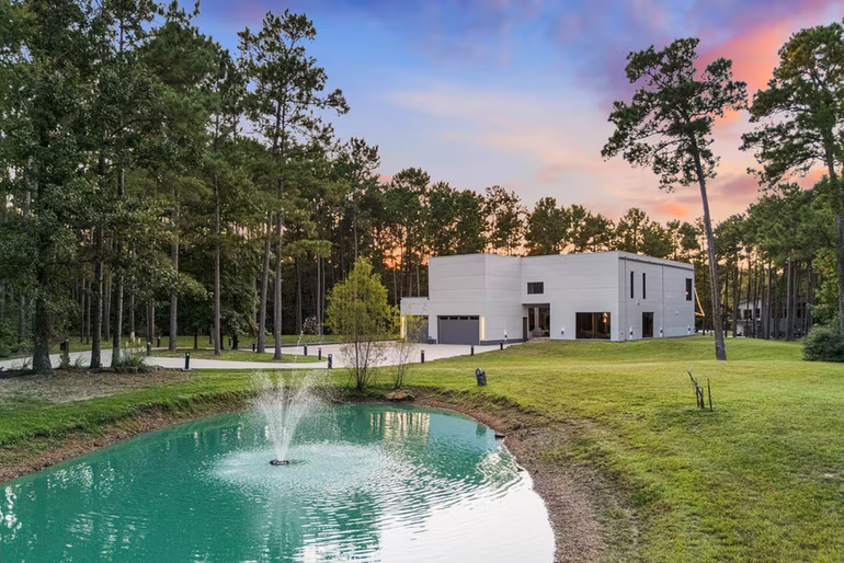 Photo 4 of 11902 Julia Lane, Magnolia, TX