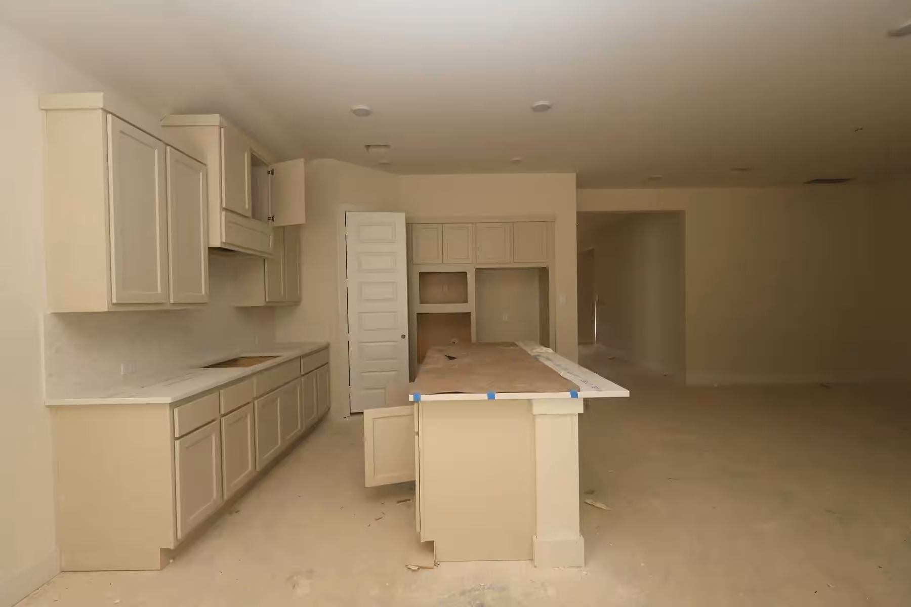 Photo 2 of 14528 Grazing Knoll Lane, Montgomery, TX
