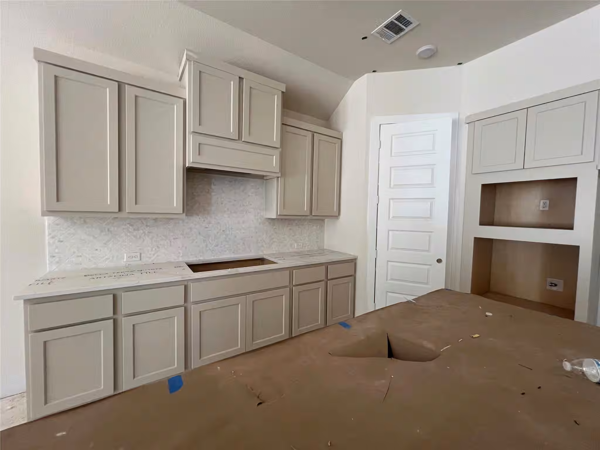 Photo 3 of 14528 Grazing Knoll Lane, Montgomery, TX
