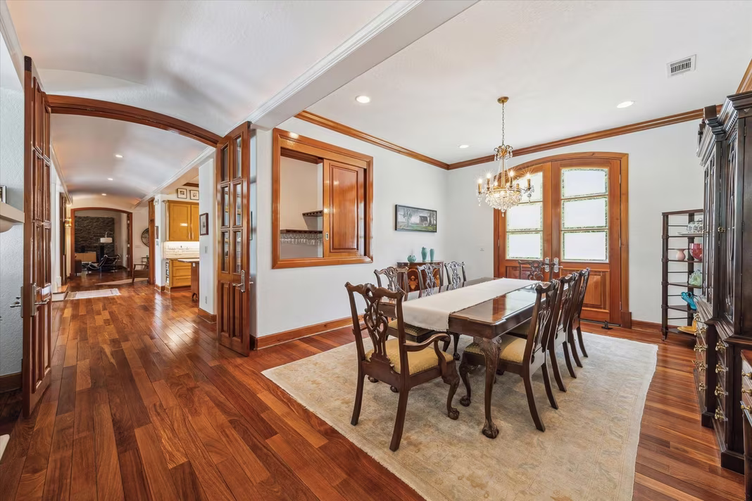 Photo 6 of 919 Saint Elmos Court, Missouri City, TX