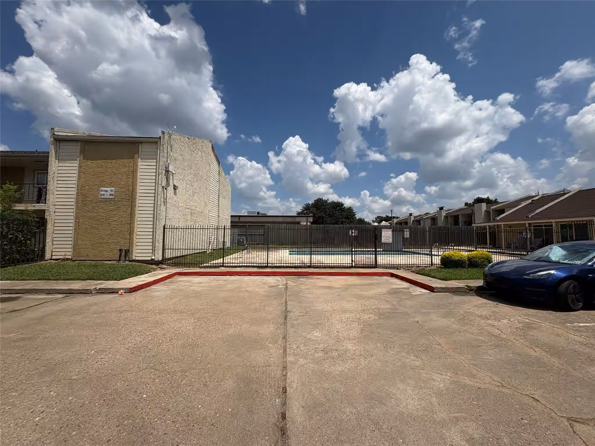 Photo 4 of 10075 Westpark Drive 94, Houston, TX